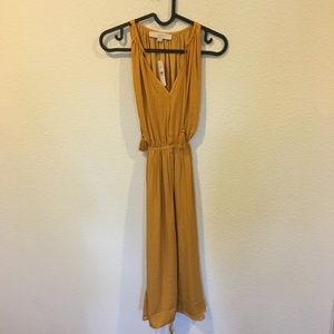 LOFT Dresses - NWT LOFT tassel tie waist dress LOFT Dresses - NWT LOFT tassel tie waist dress
